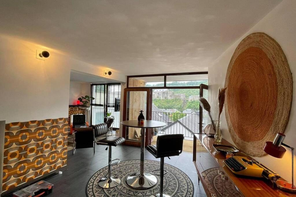 A Bouillon, Appartement Vintage Vue Sur Le Chateau ภายนอก รูปภาพ